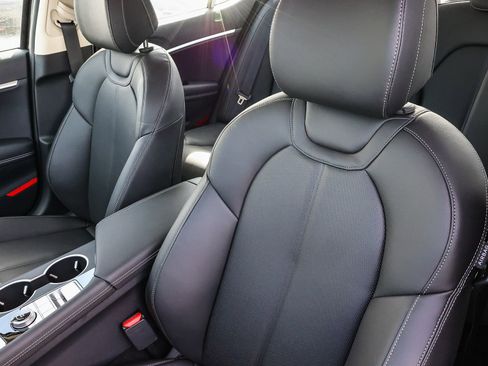 New 2026 Genesis G70 2.5T image 29