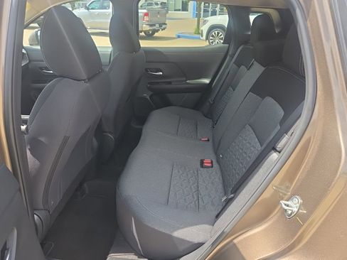 Used 2025 Nissan Kicks SV AWD/4WD image 14
