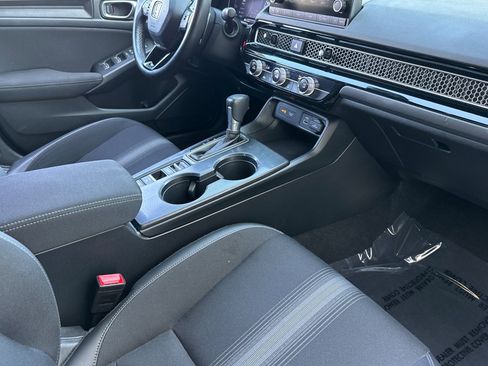 Used 2024 Honda Civic Sport image 32