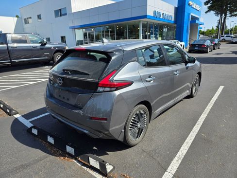 Used 2023 Nissan Leaf SV Plus FWD image 5
