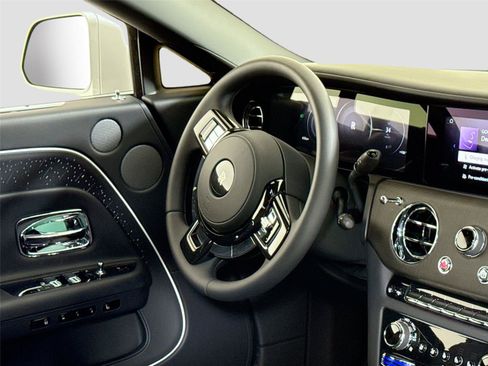 Used 2025 Rolls-Royce Spectre AWD/4WD image 29