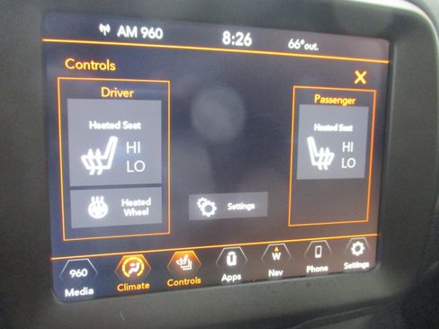 Used 2021 Jeep Renegade Trailhawk w/ Sun & Sound Group AWD/4WD image 14