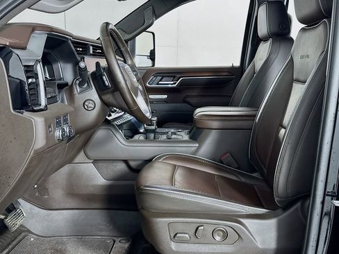 Used 2024 GMC Sierra 1500 Denali w/ Technology Package image 13