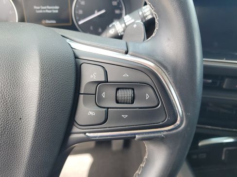 Used 2023 Buick Envision Essence FWD image 20
