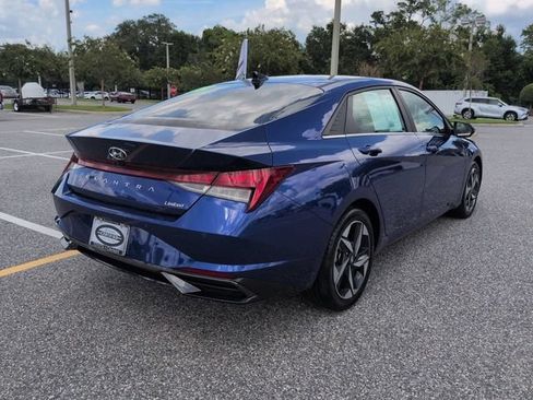 Used 2023 Hyundai Elantra Limited FWD image 4
