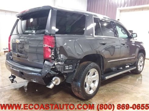 Used 2018 Chevrolet Tahoe LT w/ LT Signature Package image 4