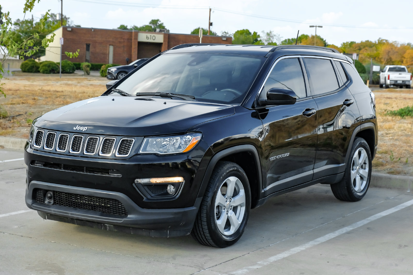 Used 2021 Jeep Compass Latitude w/ Driver Assistance Group FWD image 6