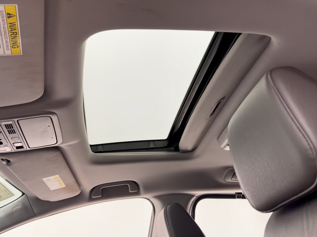 Used 2018 Honda Odyssey Touring image 27