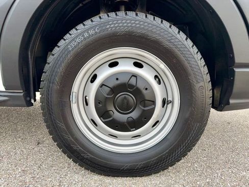 Used 2025 Ford Transit 250 148 High Roof Extended w/ Load Area Protection Package image 25