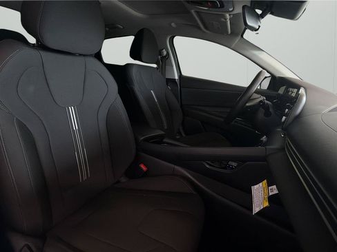 Used 2021 Hyundai Elantra SEL w/ Convenience + Premium Package FWD image 14