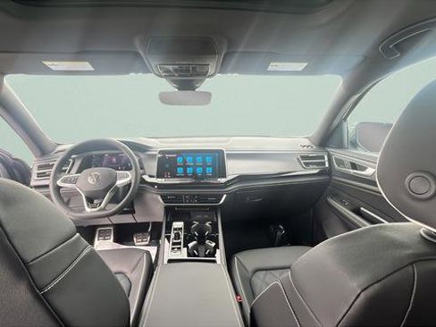 New 2026 Volkswagen Atlas Cross Sport SEL Premium R-Line image 24