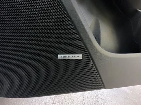 Used 2018 Subaru Crosstrek 2.0i Limited image 28