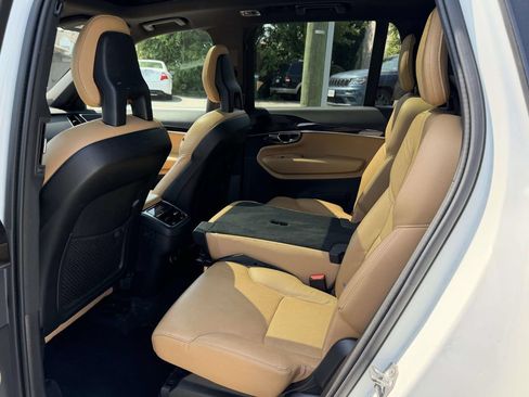 Used 2018 Volvo XC90 T6 Momentum w/ Convenience Package AWD/4WD image 15