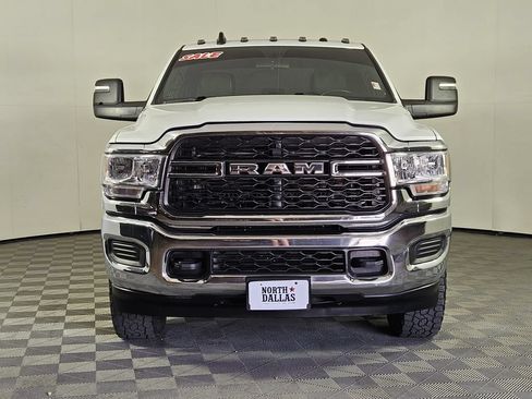 Used 2024 RAM 2500 Tradesman w/ Chrome Appearance Group AWD/4WD image 2