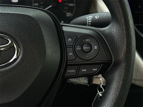 Certified 2023 Toyota Corolla LE image 21