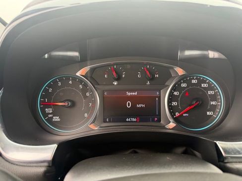 Used 2023 Chevrolet Traverse LT image 21