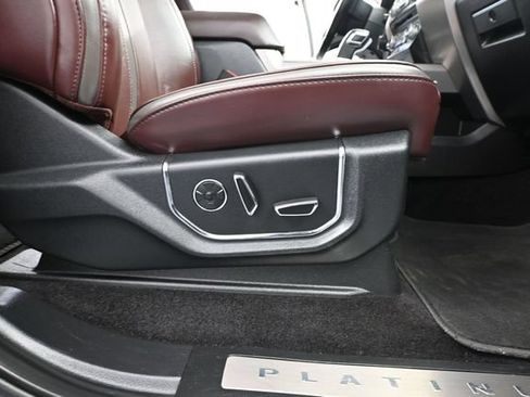 Used 2017 Ford F150 Platinum w/ Equipment Group 701A Luxury AWD/4WD image 46