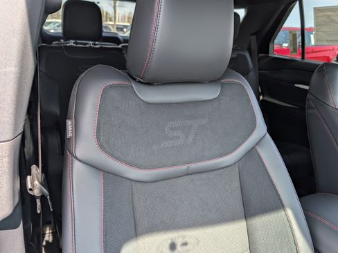 New 2026 Ford Explorer ST w/ Sun And Sound Package image 15