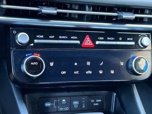 Certified 2025 Hyundai Santa Cruz SEL FWD image 24
