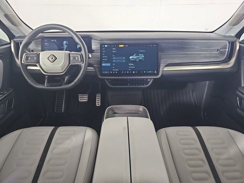 Used 2024 Rivian R1S Adventure image 26