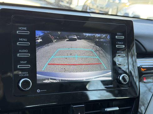 Used 2023 Toyota Camry LE image 4