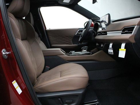 New 2026 Mitsubishi Outlander SEL image 18