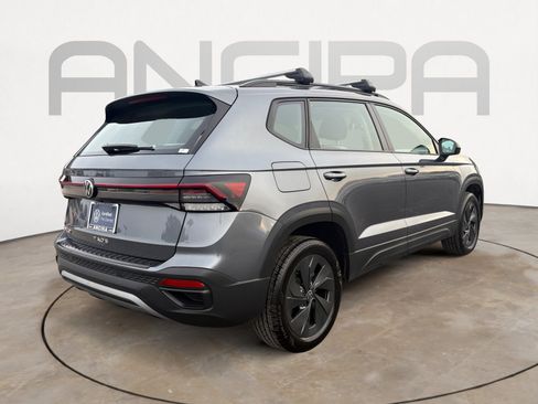 Used 2025 Volkswagen Taos S image 10