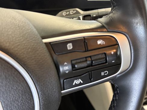 Used 2023 Kia Sportage EX FWD image 18