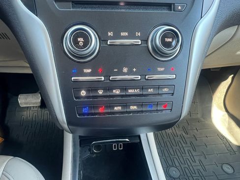 Used 2019 Lincoln MKC Reserve w/ MKC Climate Package image 24