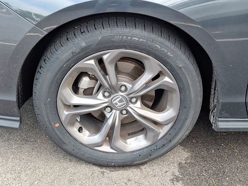 Used 2024 Honda Accord EX image 4