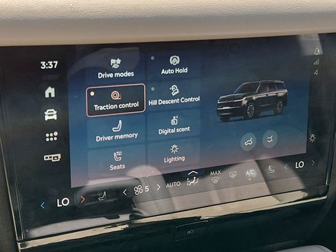 Used 2025 Lincoln Navigator L Reserve AWD/4WD image 27
