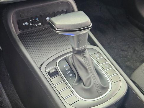 Certified 2025 Hyundai Kona SEL image 20