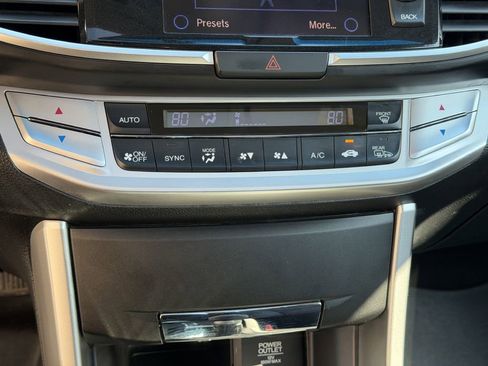 Used 2013 Honda Accord EX image 40