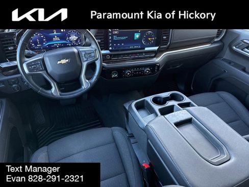 Used 2023 Chevrolet Silverado 1500 LT AWD/4WD image 17
