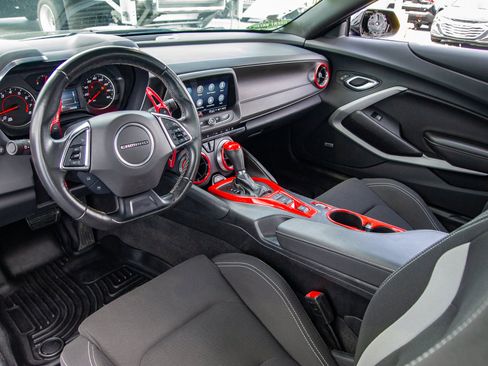 Used 2023 Chevrolet Camaro LT w/ Technology Package RWD image 26
