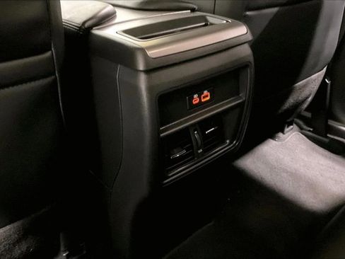 Used 2024 Nissan Murano SV w/ SV Midnight Edition Package image 34