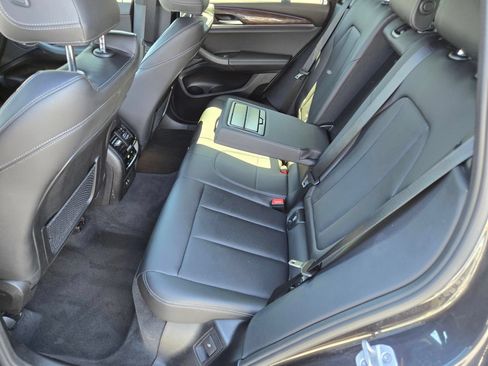 Used 2022 BMW X3 xDrive30i w/ Convenience Package AWD/4WD image 12