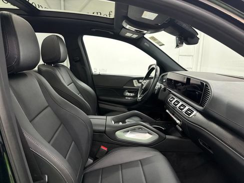 Used 2024 Mercedes-Benz GLS 450 4MATIC image 31