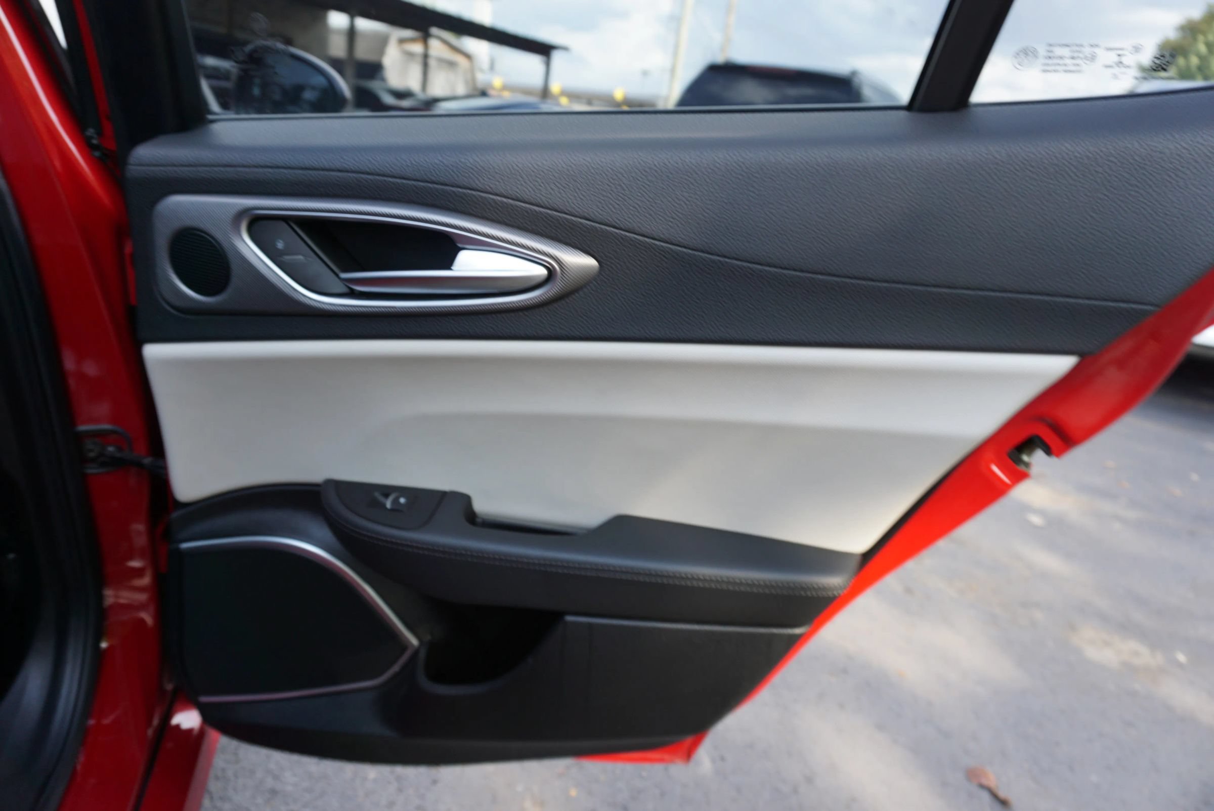 Used 2018 Alfa Romeo Giulia Ti Sport w/ Quick Order Package 22U Sport RWD image 19