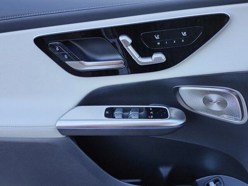 New 2026 Mercedes-Benz GLC 300 image 13