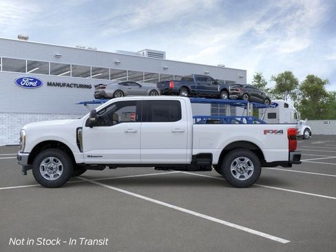 New 2026 Ford F250 XLT w/ XLT Premium Package AWD/4WD image 4
