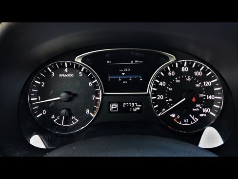 Used 2015 Nissan Altima 2.5 S w/ Power Driver Seat Package FWD image 9