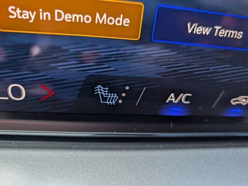 New 2026 Chevrolet Traverse LT image 29