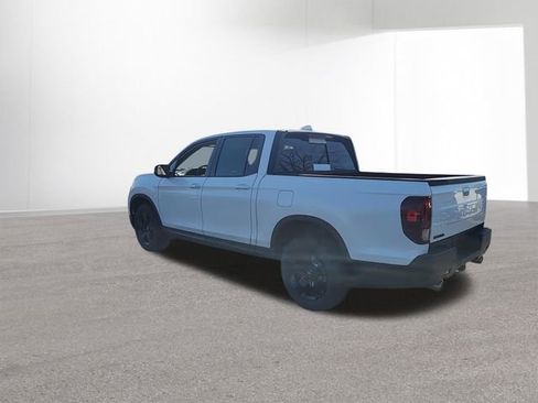 New 2026 Honda Ridgeline Black Edition image 6