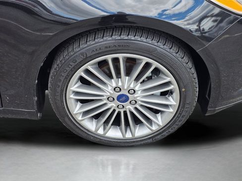 Used 2013 Ford Fusion SE FWD image 28