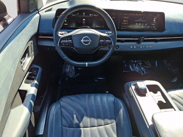 Used 2023 Nissan Ariya AWD/4WD image 13