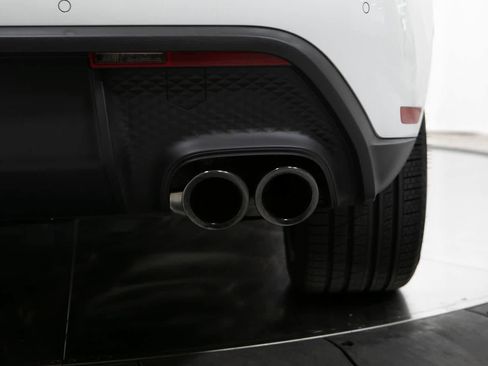 Certified 2026 Porsche Macan AWD/4WD image 20