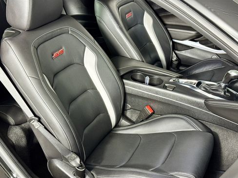Used 2020 Chevrolet Camaro SS image 35