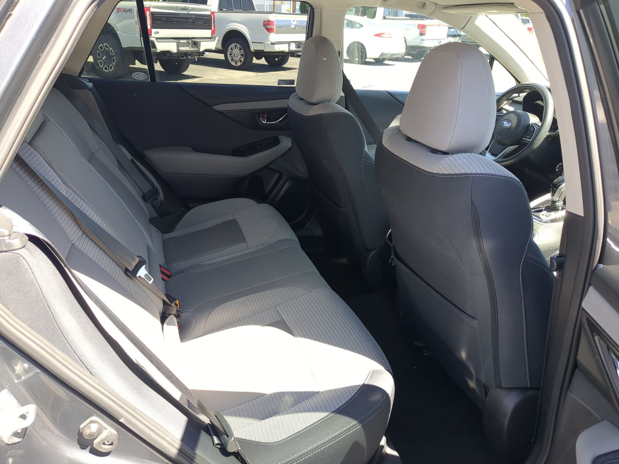 Used 2023 Subaru Outback Premium AWD/4WD image 32