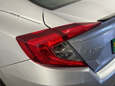 Used 2019 Honda Civic Sport image 36